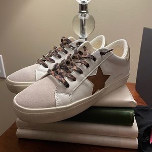 Star sneakers